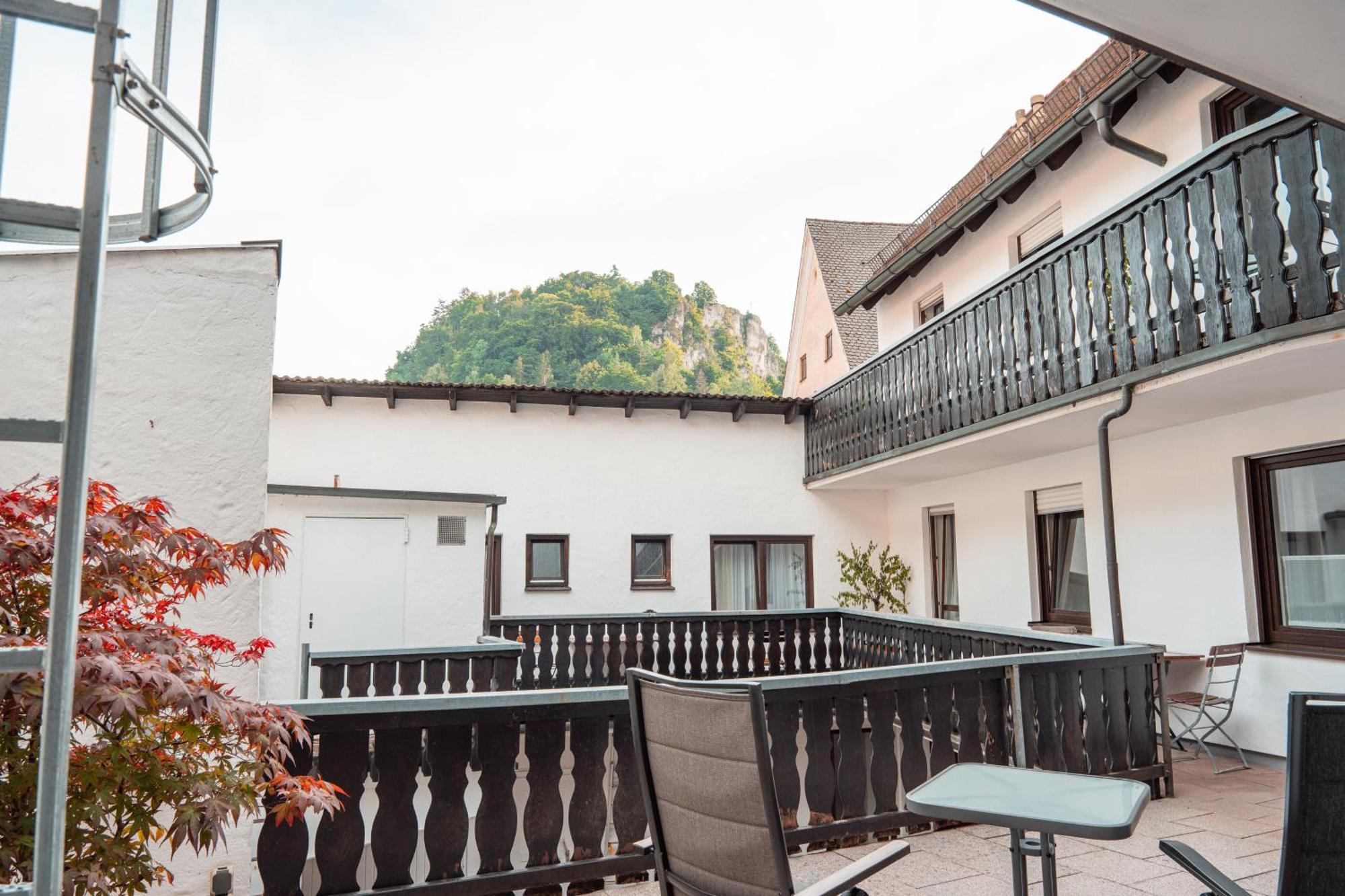 Postwirt - Gaestehaus 3*